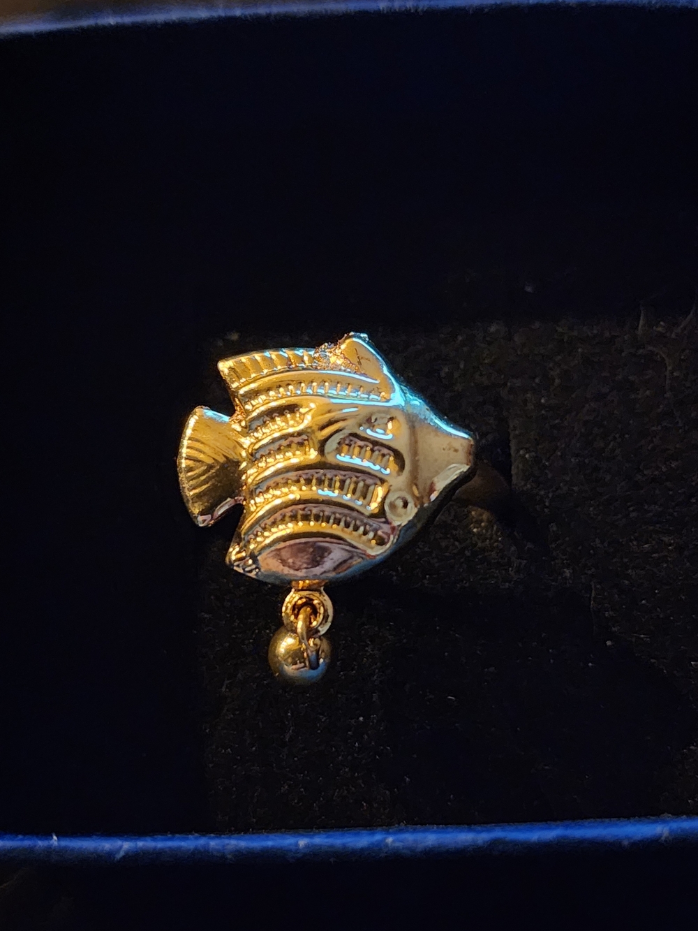 Gold Fish Charm Ring - Pets Fish Accessory - Picture 4 of 4
